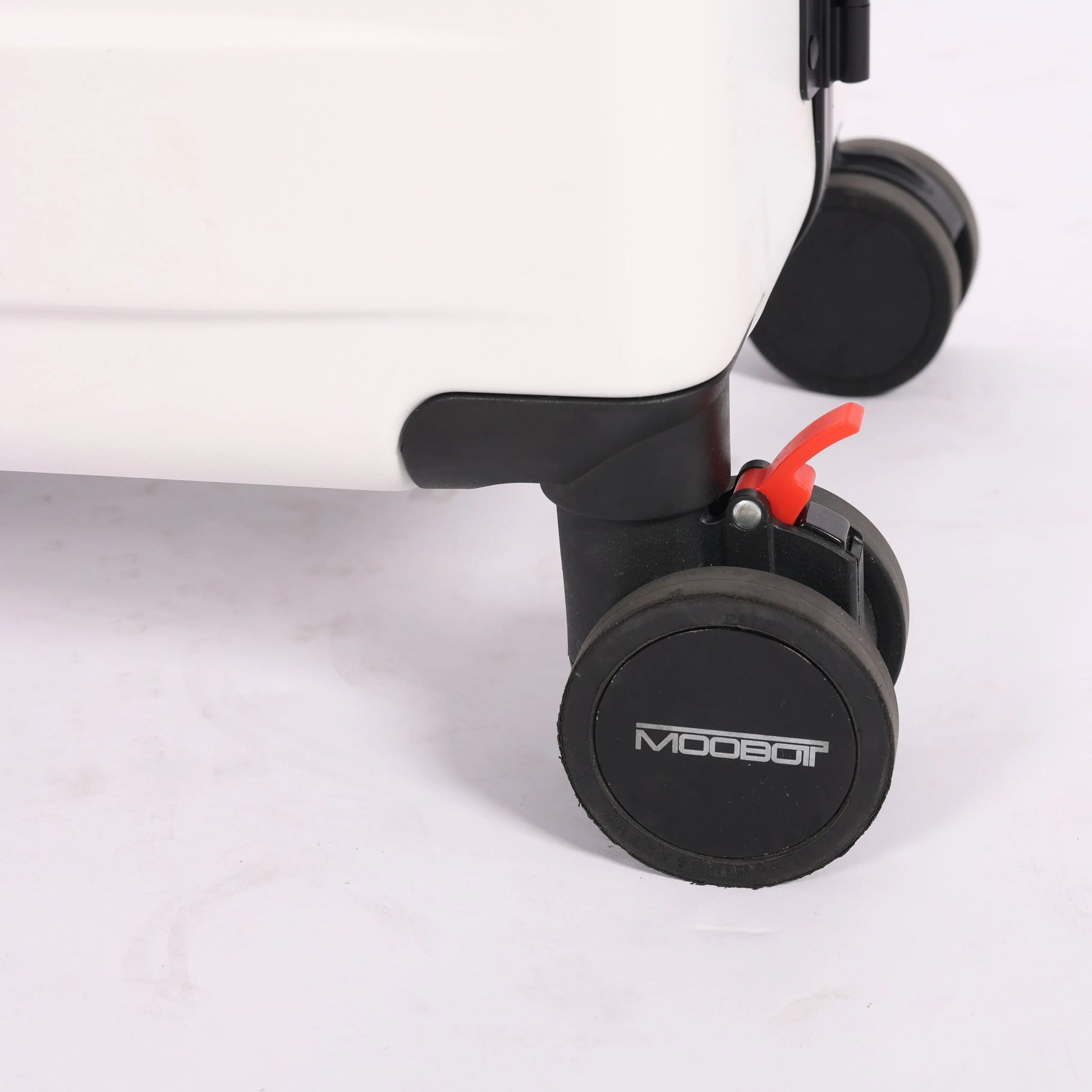 ｜TVで紹介｜ スマートアシスト スーツケース 軽量 充電可 TSAロック搭載 - MOOBOT株式会社